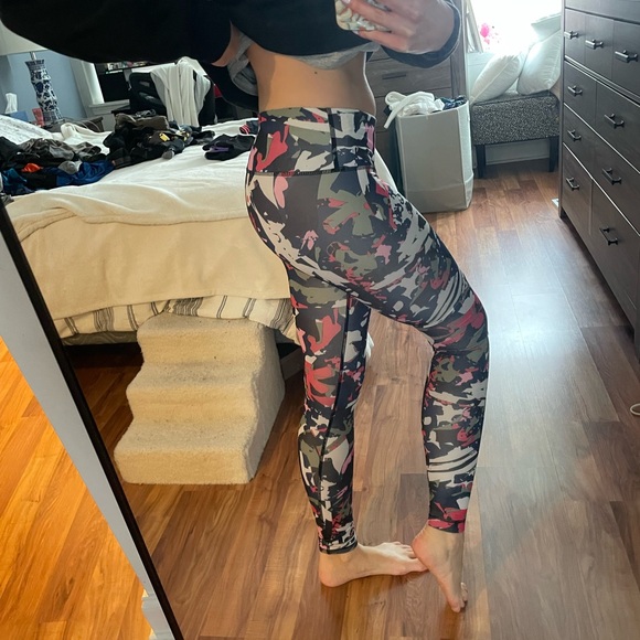 Lululemon leggings bundle - Picture 6 of 12